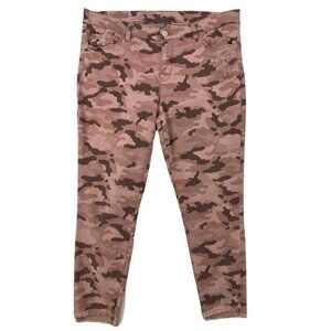 NY&C New York & Company Skinny Jeans Womens size 14 Mid Rise Raw Hem Pink Camo